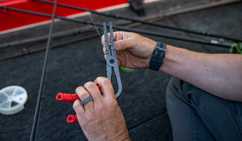 8&rdquo; Forged Pistol Grip Pliers